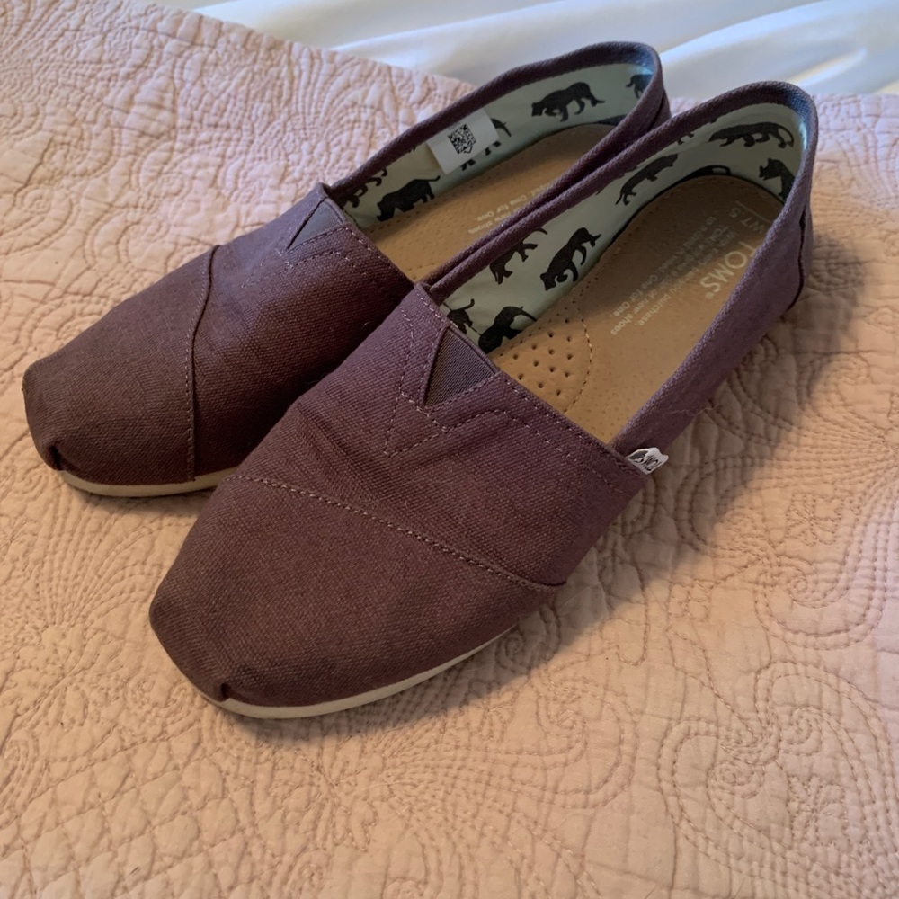Purple Toms